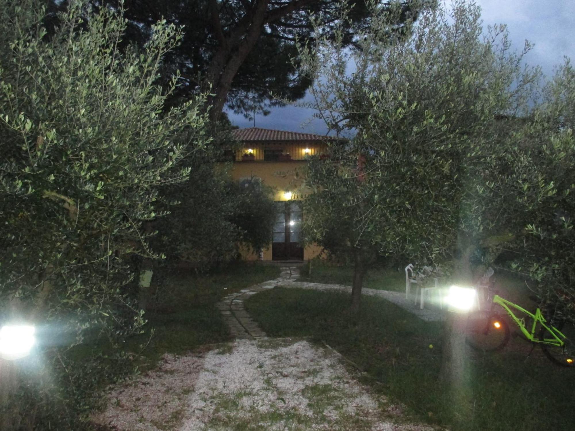 Relais"La Cappuccina" Rooms&Apartments Assisi Exteriör bild